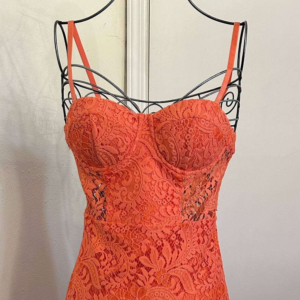 Bebe dress - Picture 2 of 5